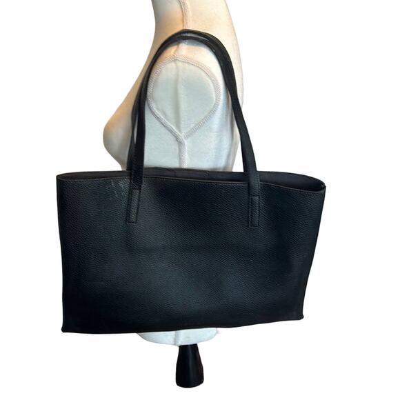 Vince Camuto Handbags - Vince Camuto Luck Women's Black Pebbled Vegan Leather Tote Bag Size Large